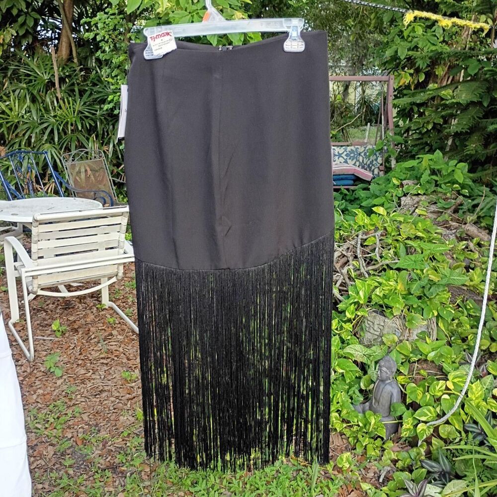 En Saison Women's Black Fringe Skirt
